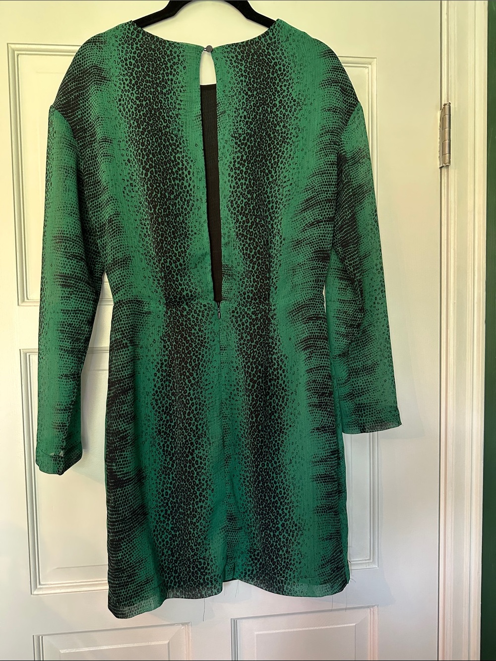 Waverly Grey Liberant Green Patterned Open Back Dress size small - Picture 3 of 8